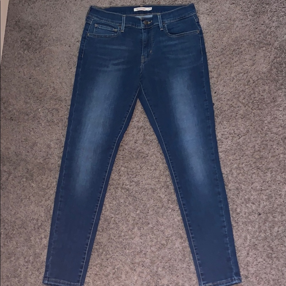 Brand new skinny jeans, low rise